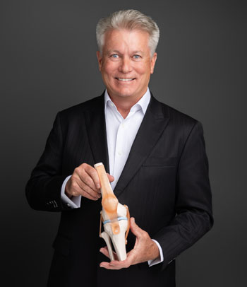 Knee Decompression in Phoenix Auto Accident Chiropractic